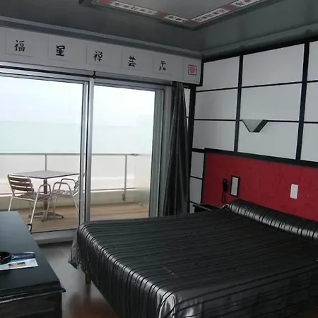 Le Christina Hotel 3*