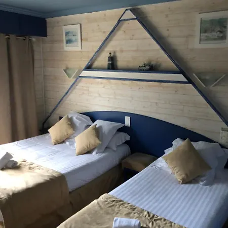 Le Christina Hotel 3*