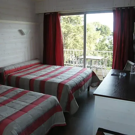 Le Christina Hotel 3*